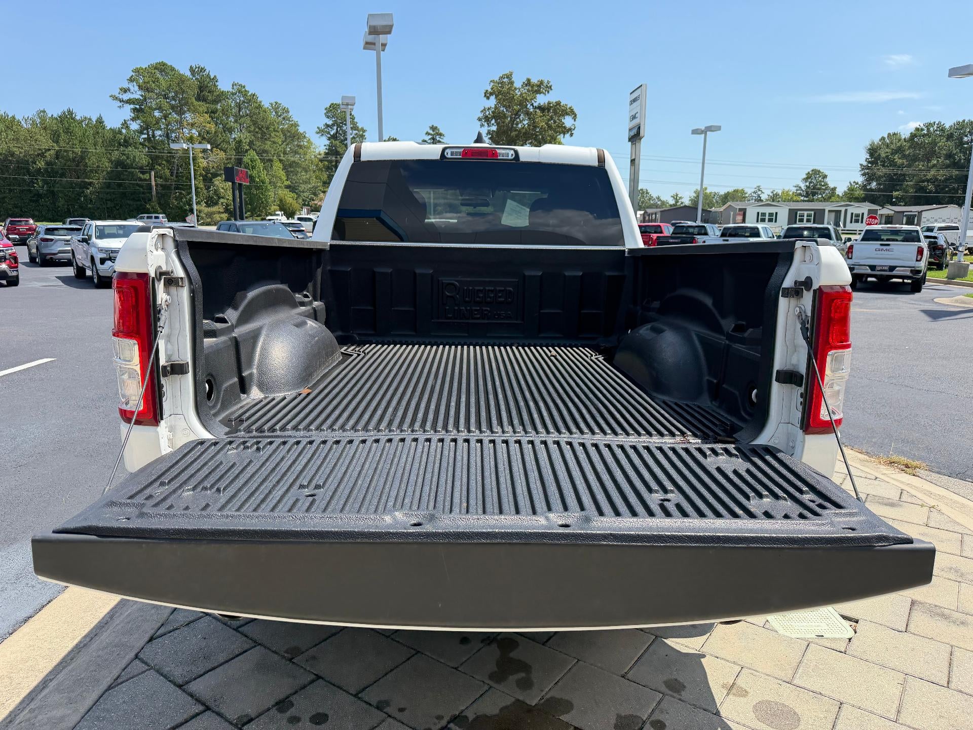 2022 RAM 1500 Big Horn Quad Cab 4x4 6'4" Box
