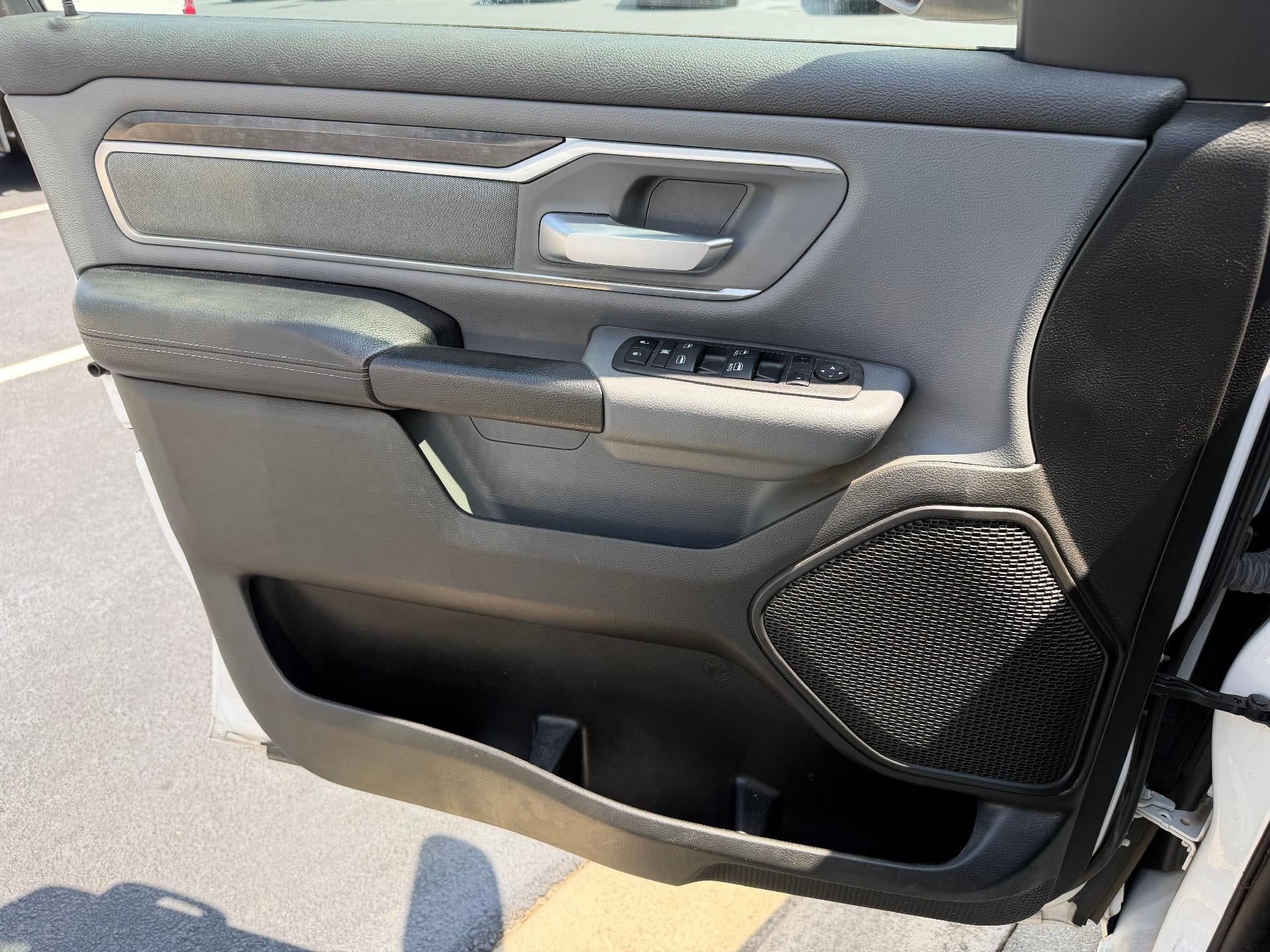 2022 RAM 1500 Big Horn Quad Cab 4x4 6'4" Box