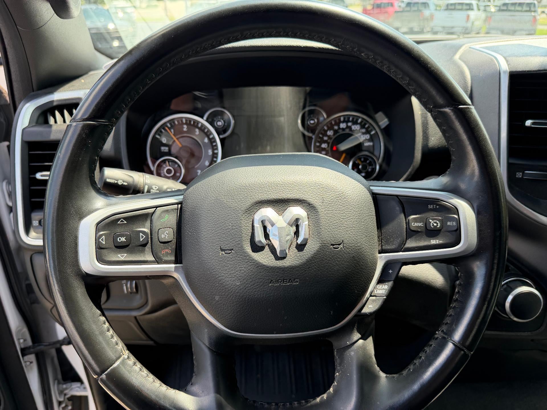 2022 RAM 1500 Big Horn Quad Cab 4x4 6'4" Box