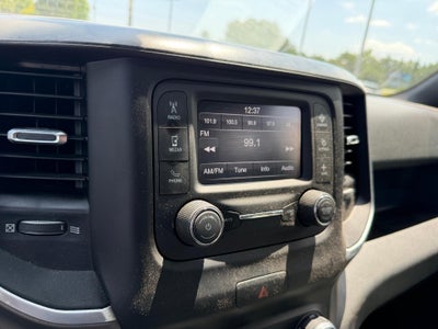2022 RAM 1500 Big Horn Quad Cab 4x4 6'4" Box