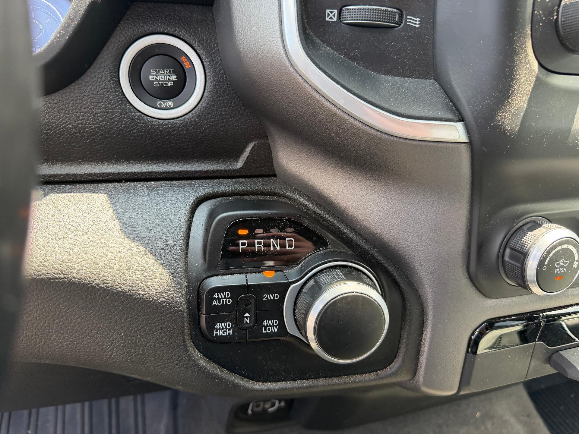 2022 RAM 1500 Big Horn Quad Cab 4x4 6'4" Box