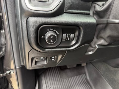 2022 RAM 1500 Laramie Crew Cab 4x4 5'7" Box