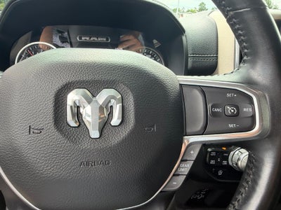 2022 RAM 1500 Laramie Crew Cab 4x4 5'7" Box