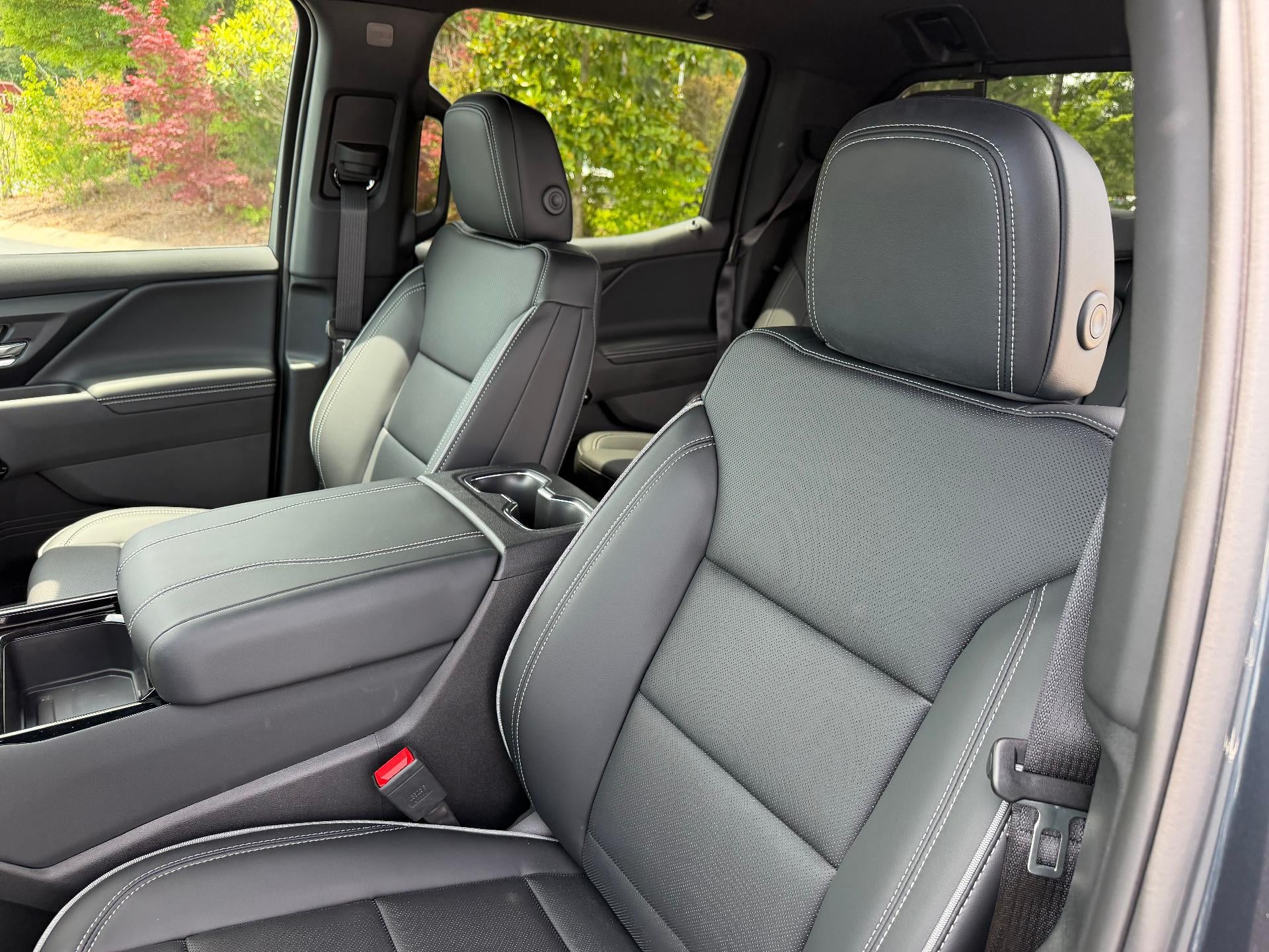 2026 Chevrolet Silverado EV LT - Photo 32