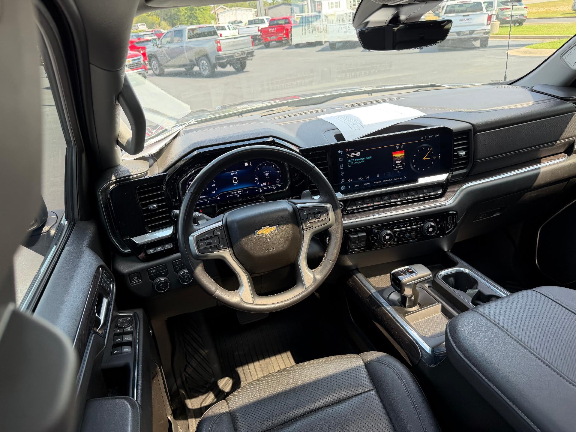 2023 Chevrolet Silverado 1500 LTZ