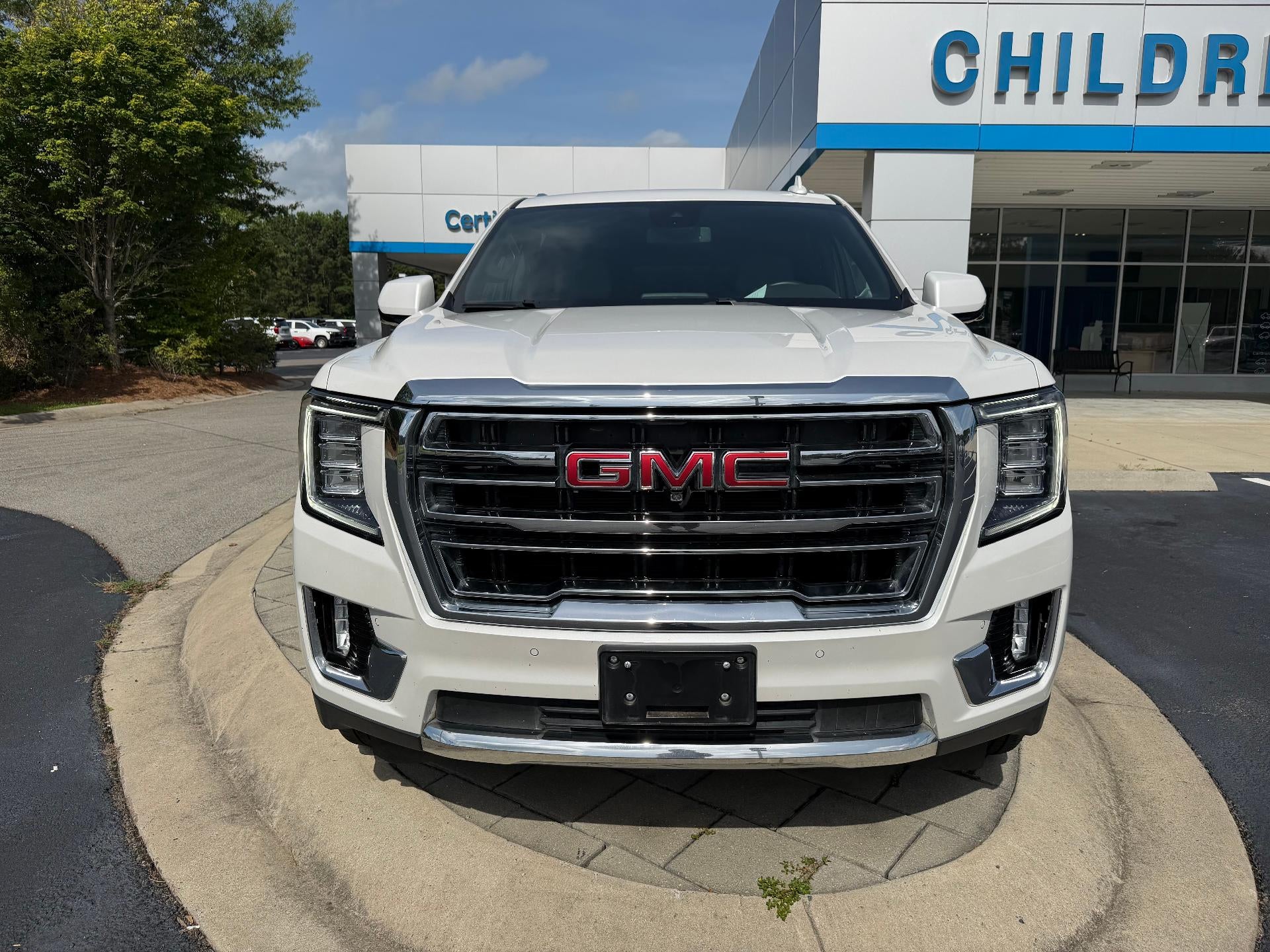 2023 GMC Yukon XL SLT