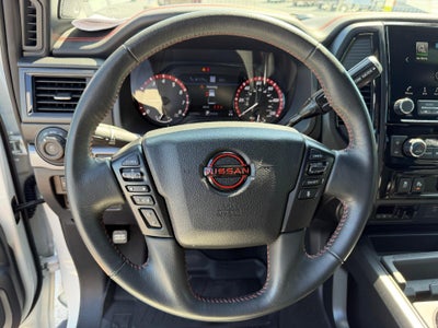 2024 Nissan TITAN Crew Cab PRO-4X 4x4