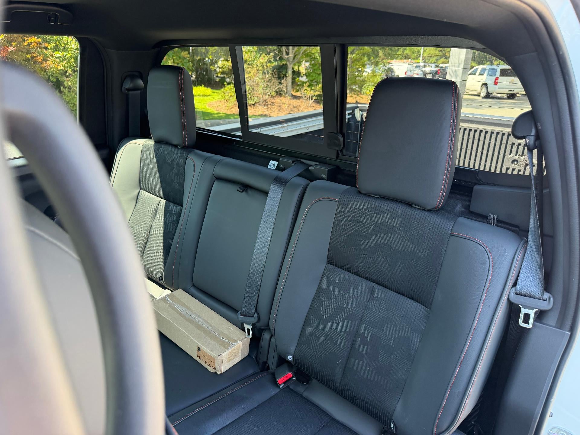 2024 Nissan TITAN Crew Cab PRO-4X 4x4