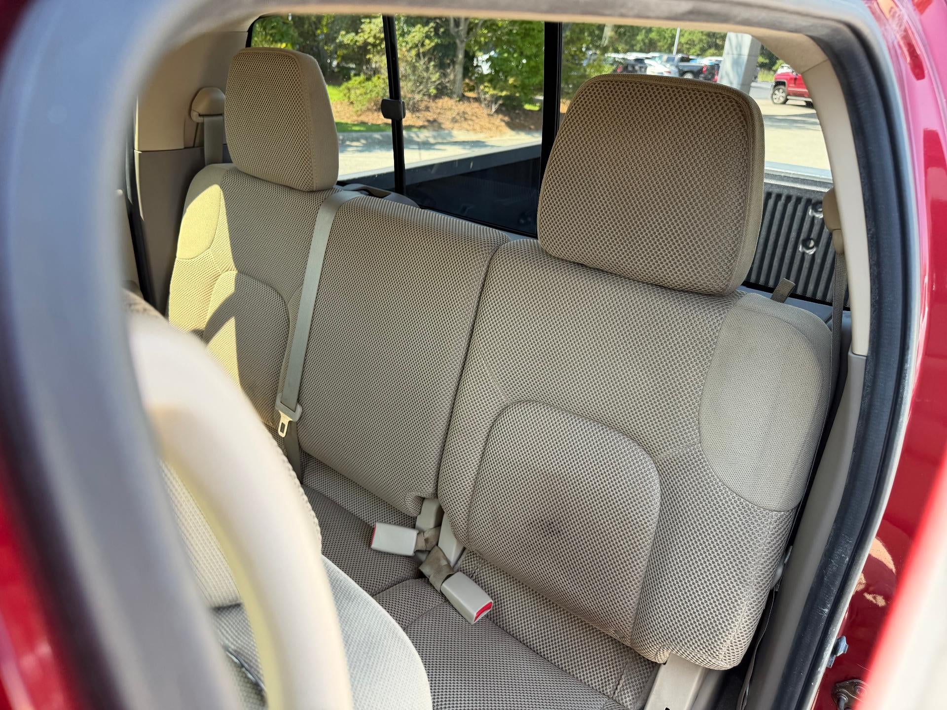 2014 Nissan Frontier SV