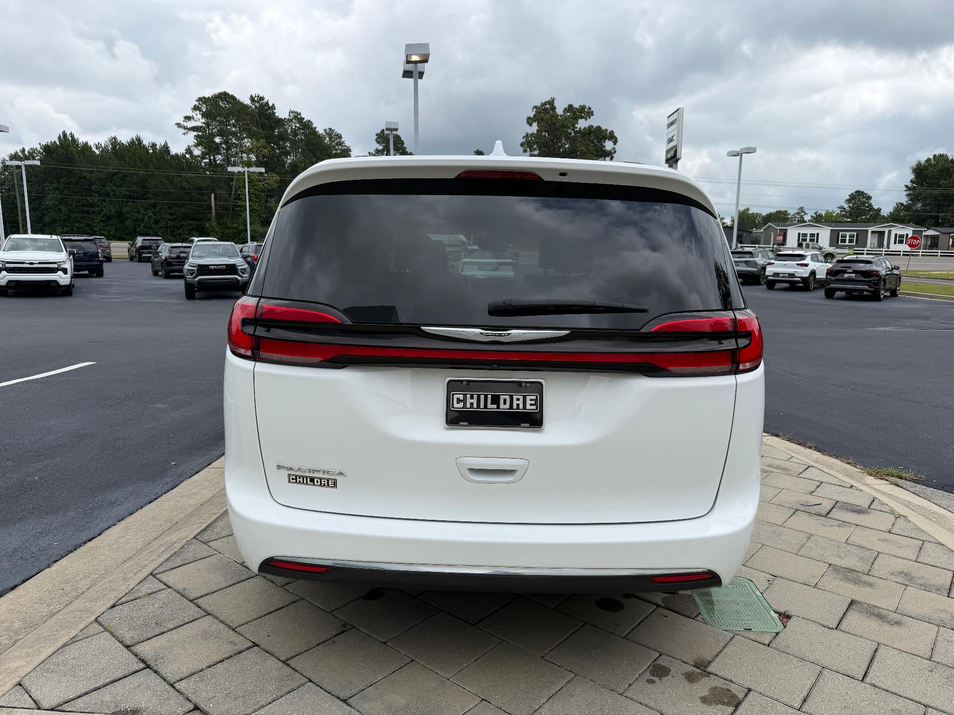 2022 Chrysler Pacifica Touring L
