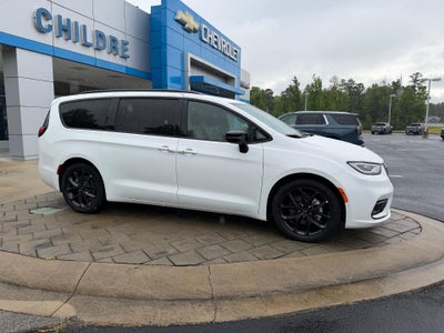 2025 Chrysler Pacifica Limited