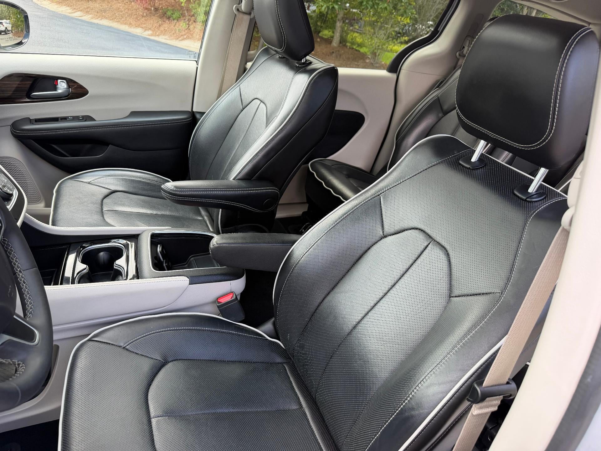 2023 Chrysler Pacifica Hybrid Limited