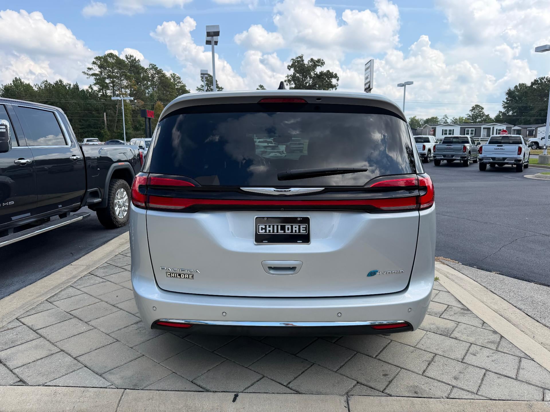 2023 Chrysler Pacifica Hybrid Limited