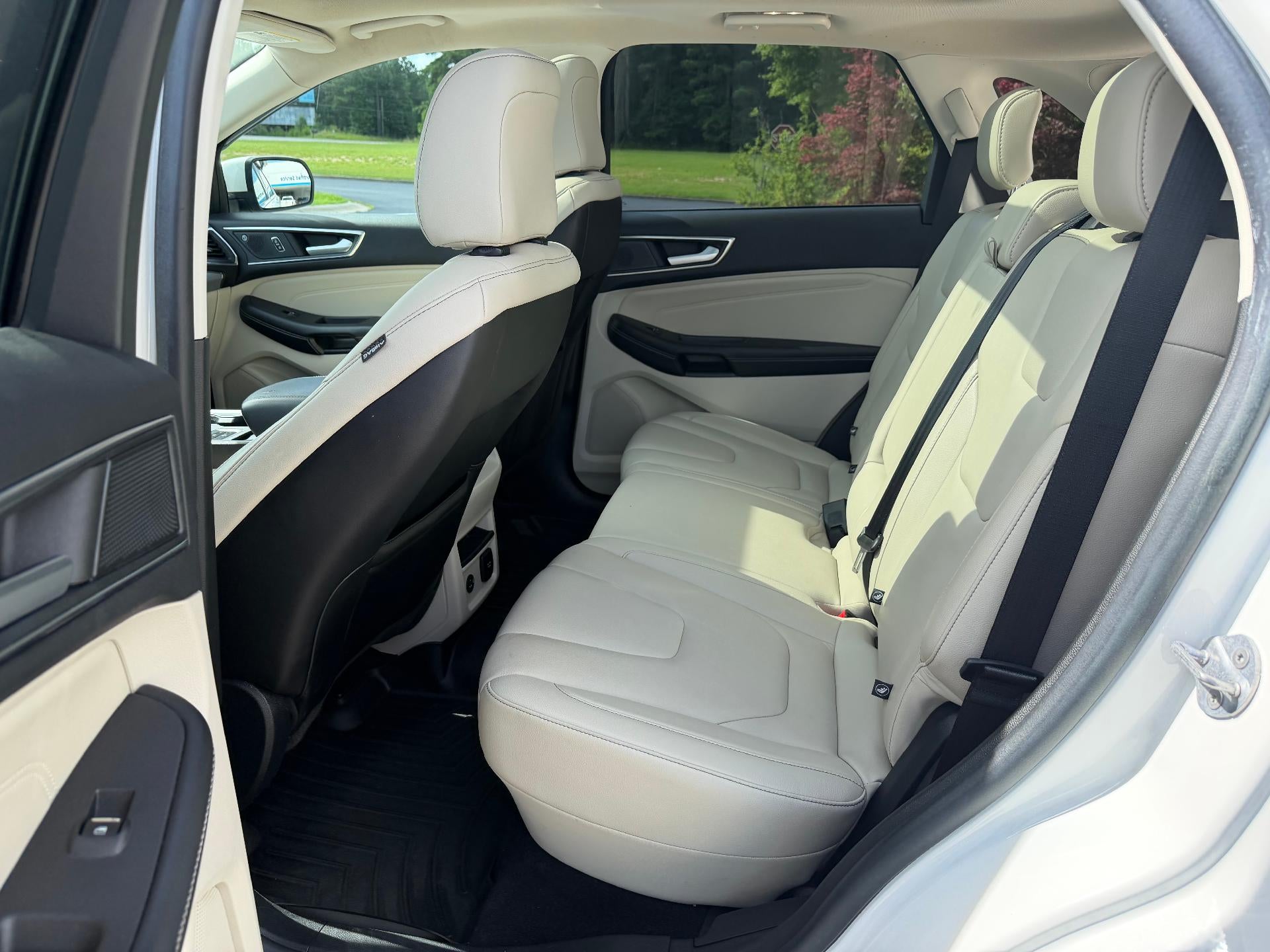 2021 Ford Edge Titanium