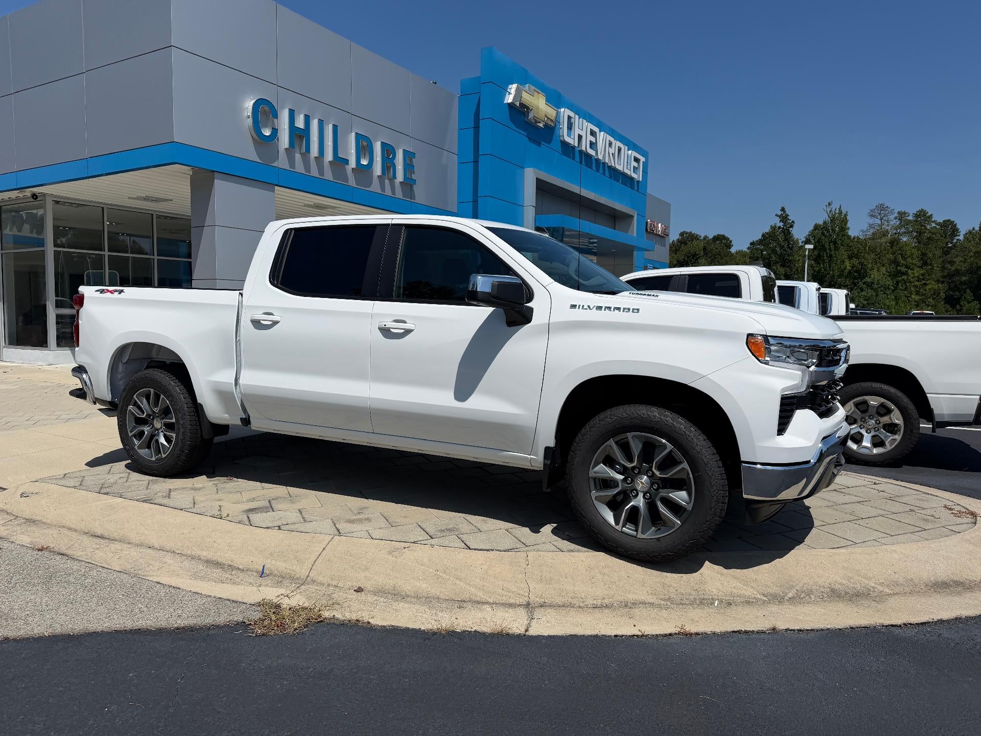 2026 Chevrolet Silverado 1500 LT (2FL)