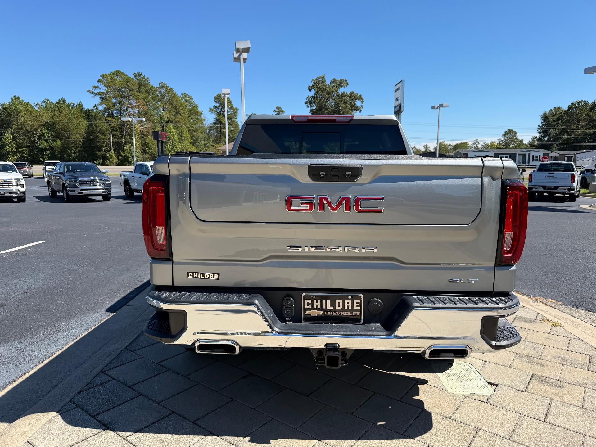 2024 GMC Sierra 1500 SLT