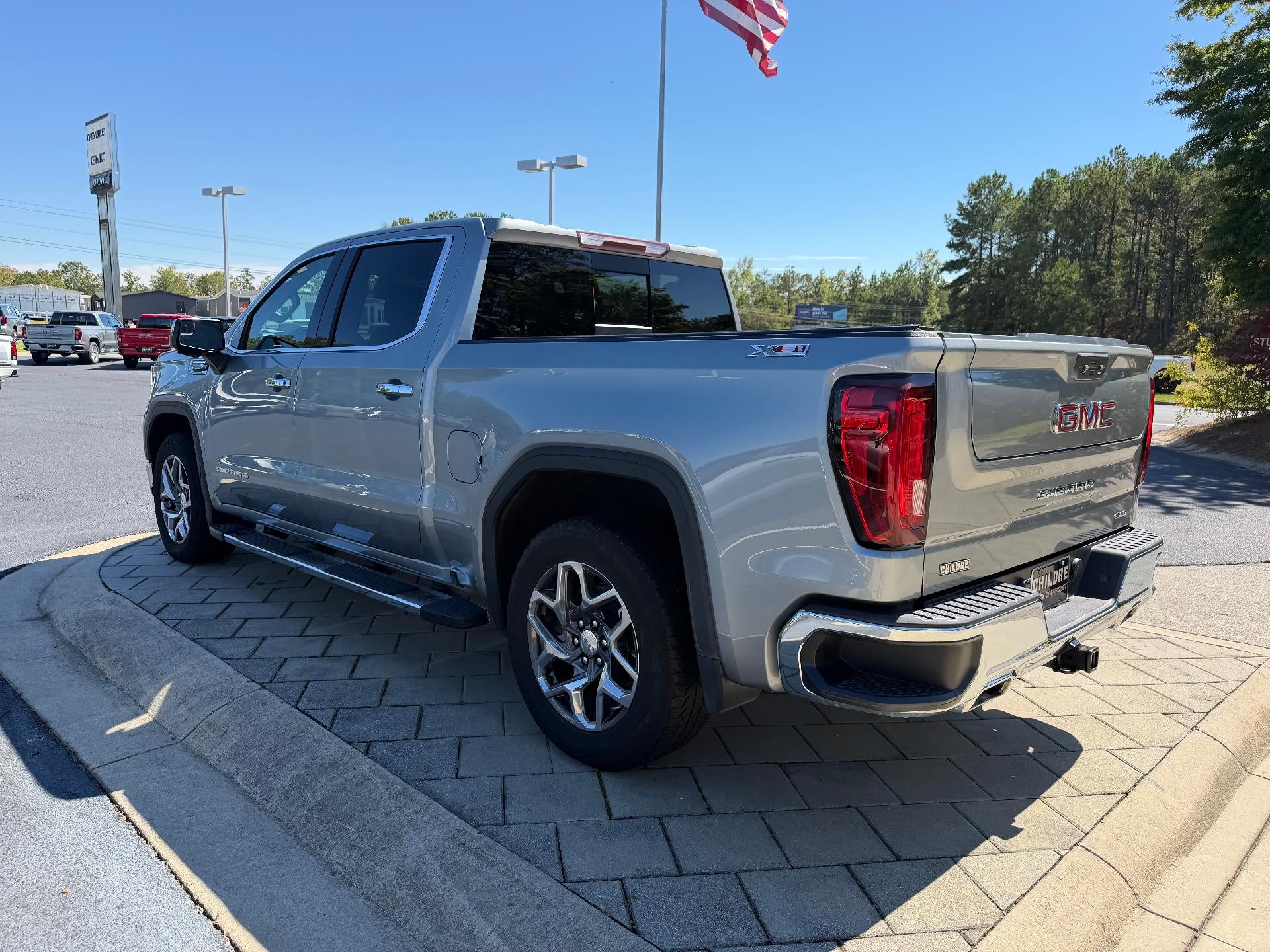 2024 GMC Sierra 1500 SLT