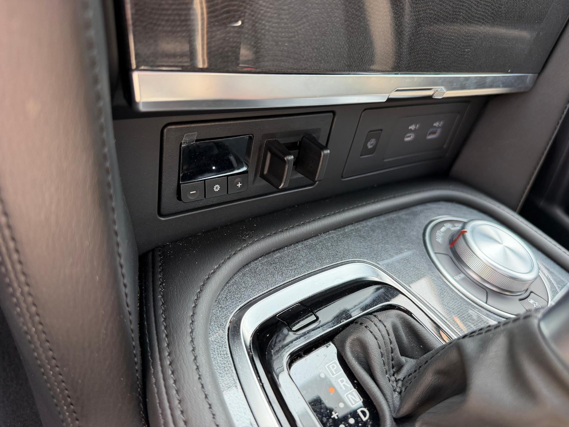 2022 Nissan Armada SL 4WD